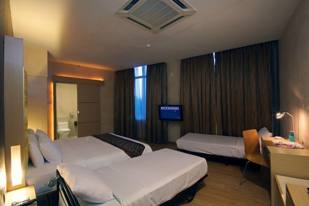 Courtyard Hotel At 1borneo 28/59