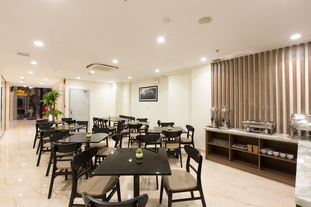 Central Hotel & Spa 55/67