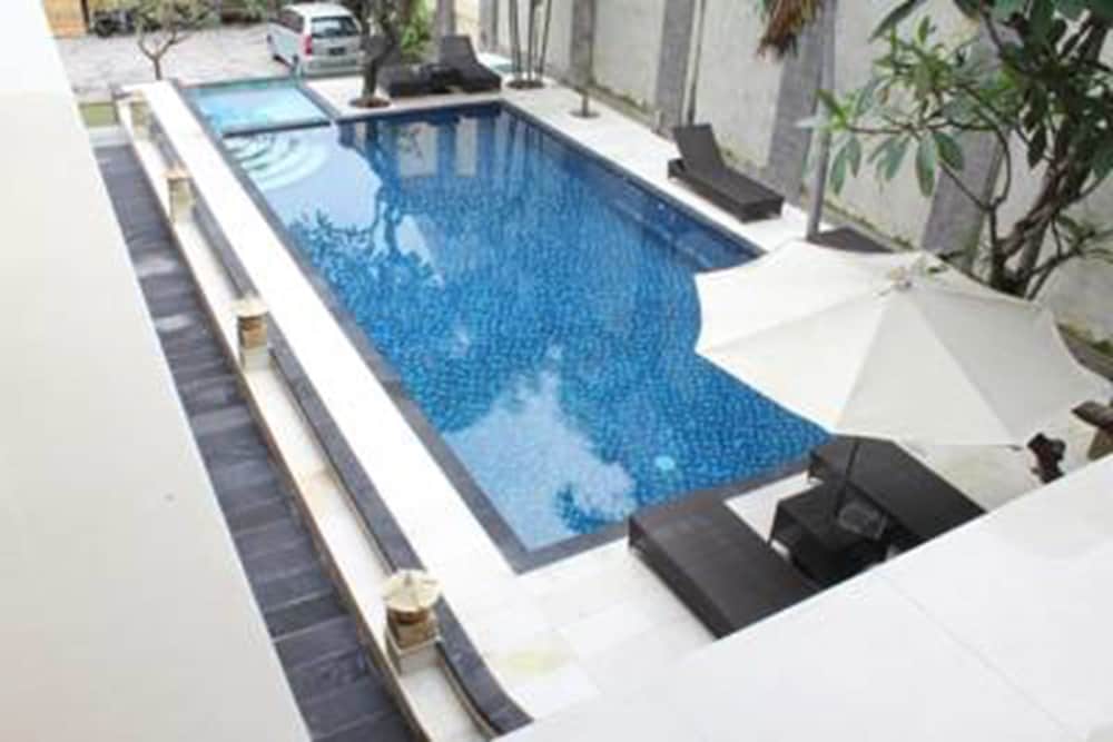 Radha Bali Hotel 39/70