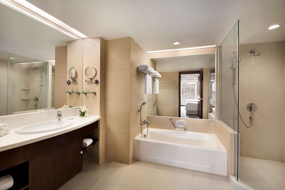Shangri-La Qingdao 45/50