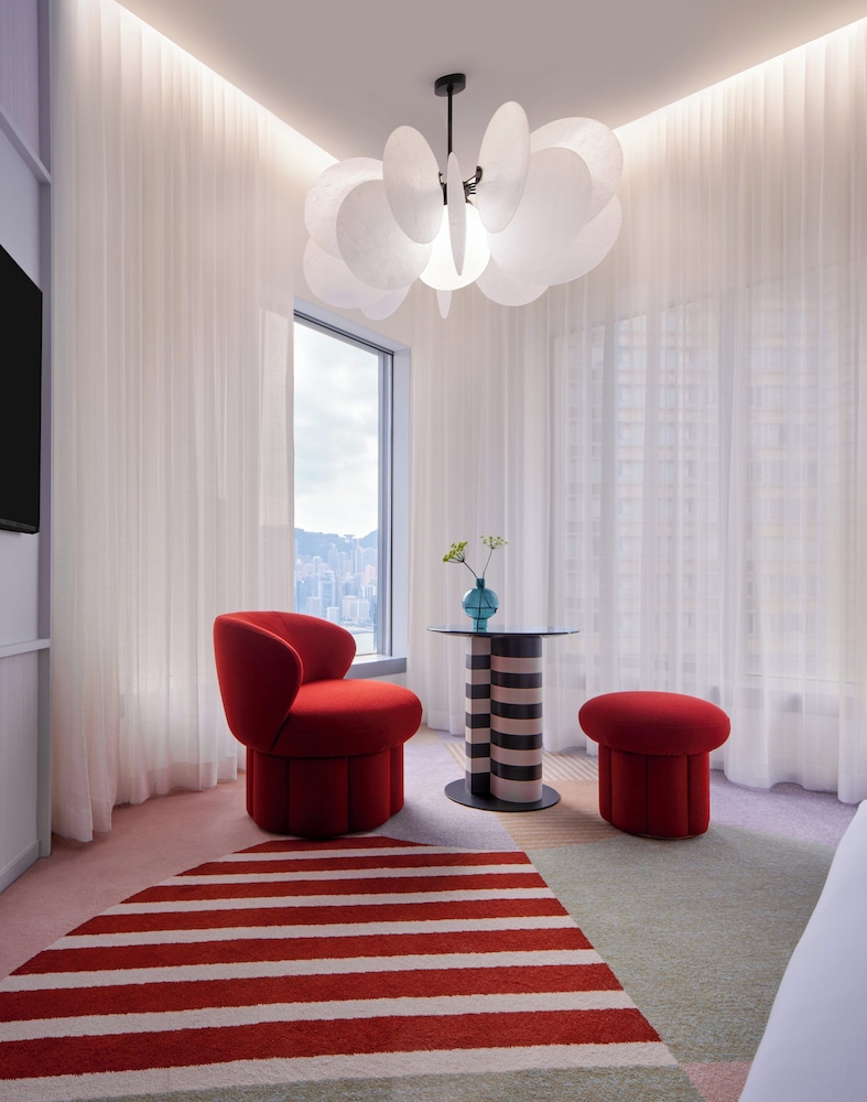 Mondrian Hong Kong 39/48