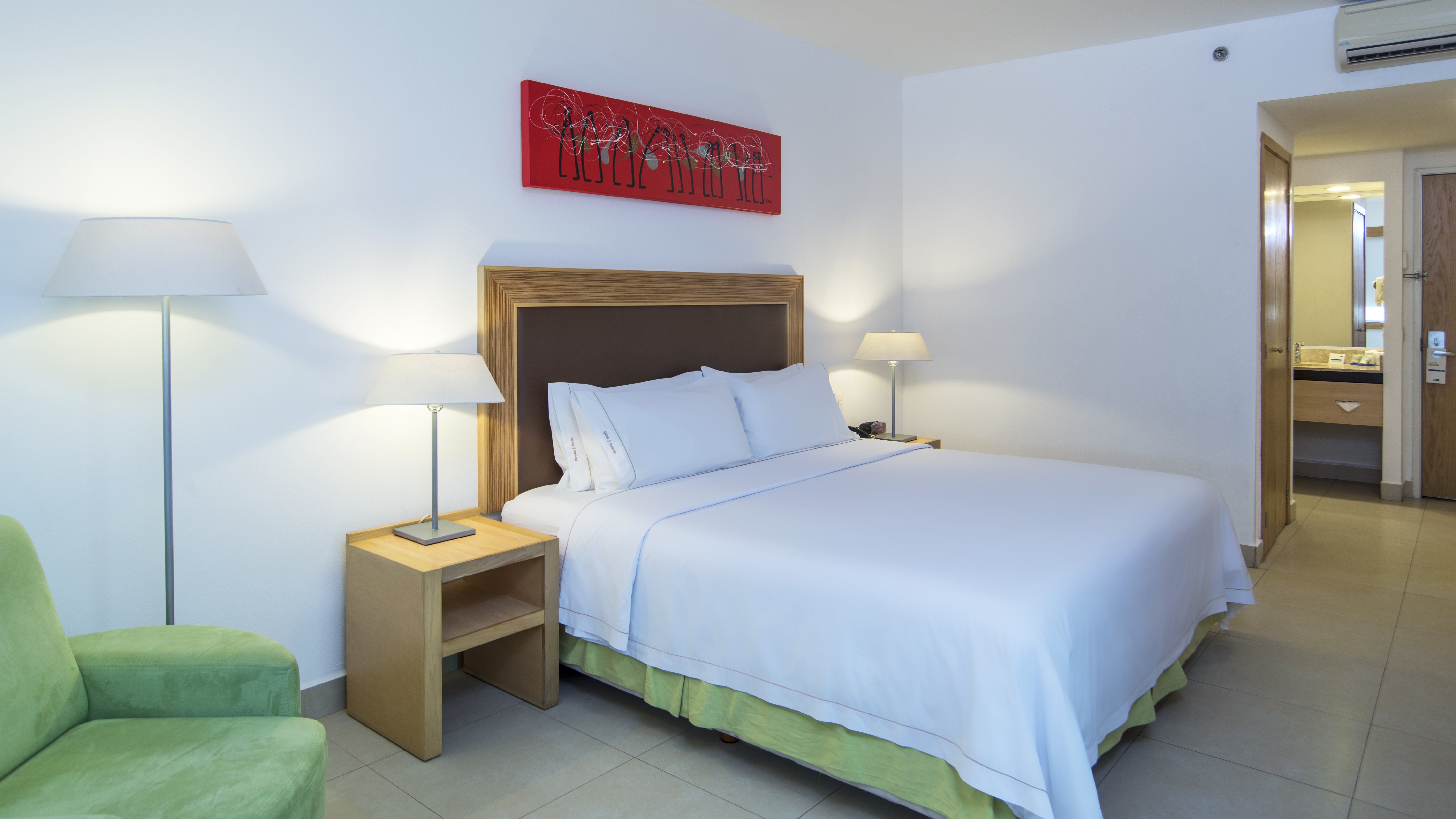 Holiday Inn Express Manzanillo 15/50