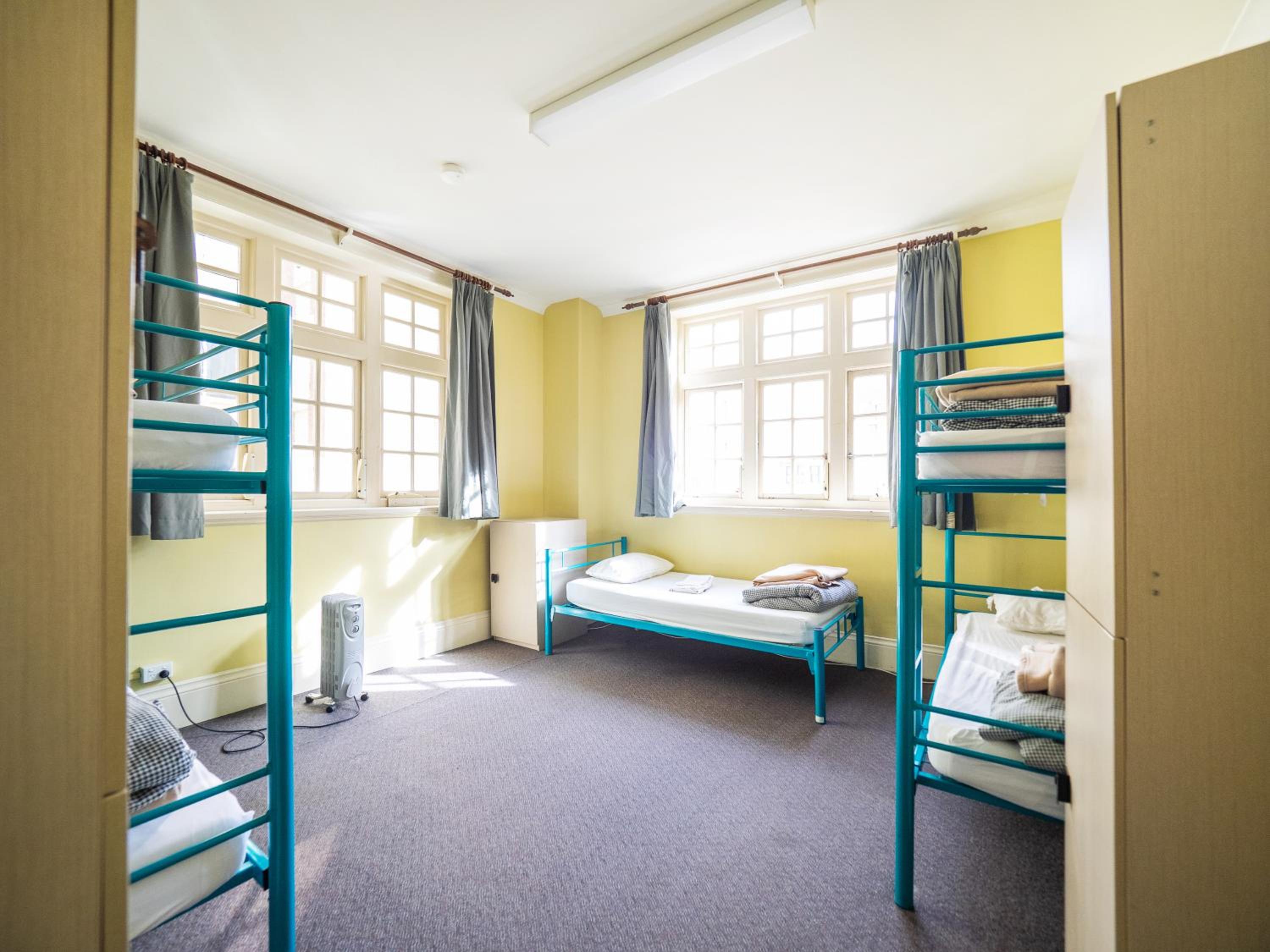 سكن مشترك بخمسة أسرّة للنساء، YHA Newcastle Beach 2/4