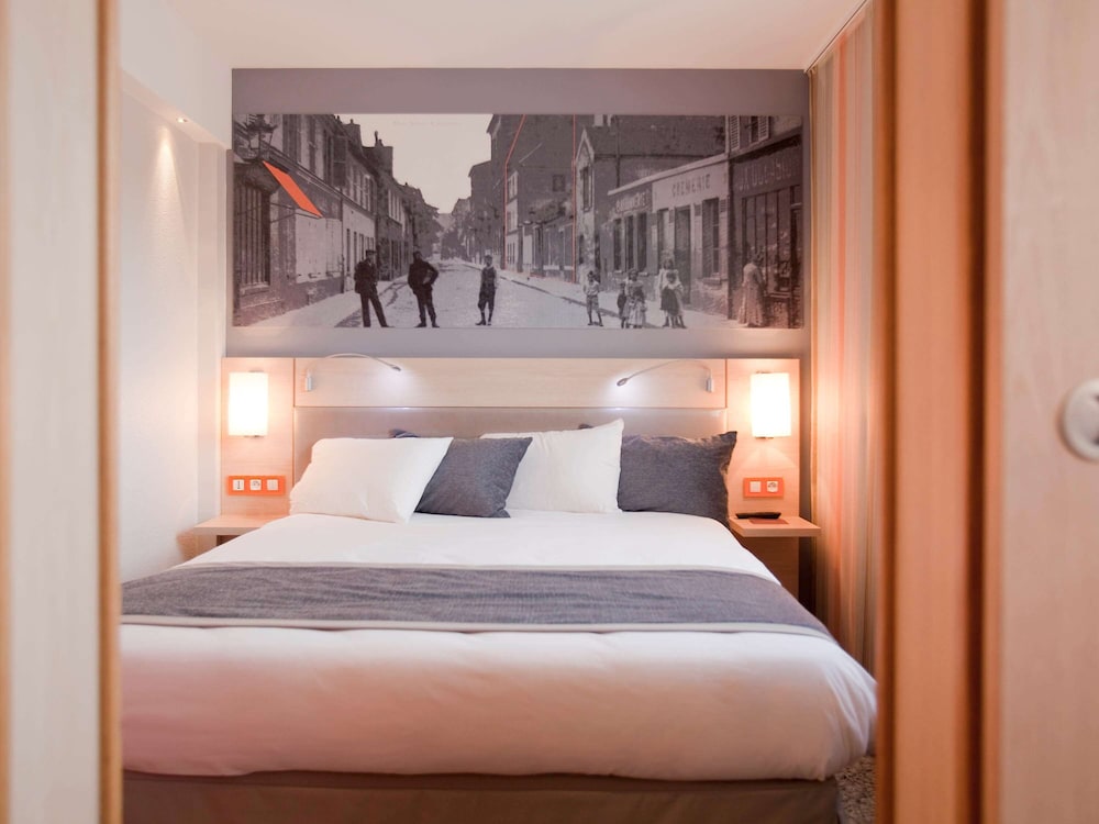 Hotel Mercure Paris 15 Porte De Versailles 8/63