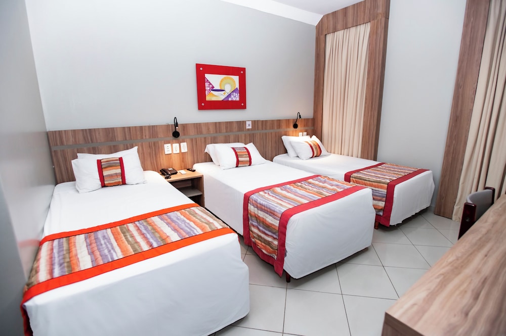 PAIAGUAS PALACE HOTEL 16/67