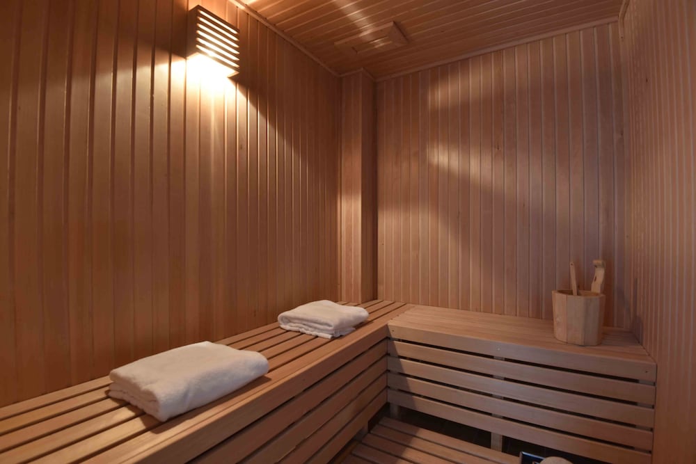 Arc Arenales Studios Suites 20/37