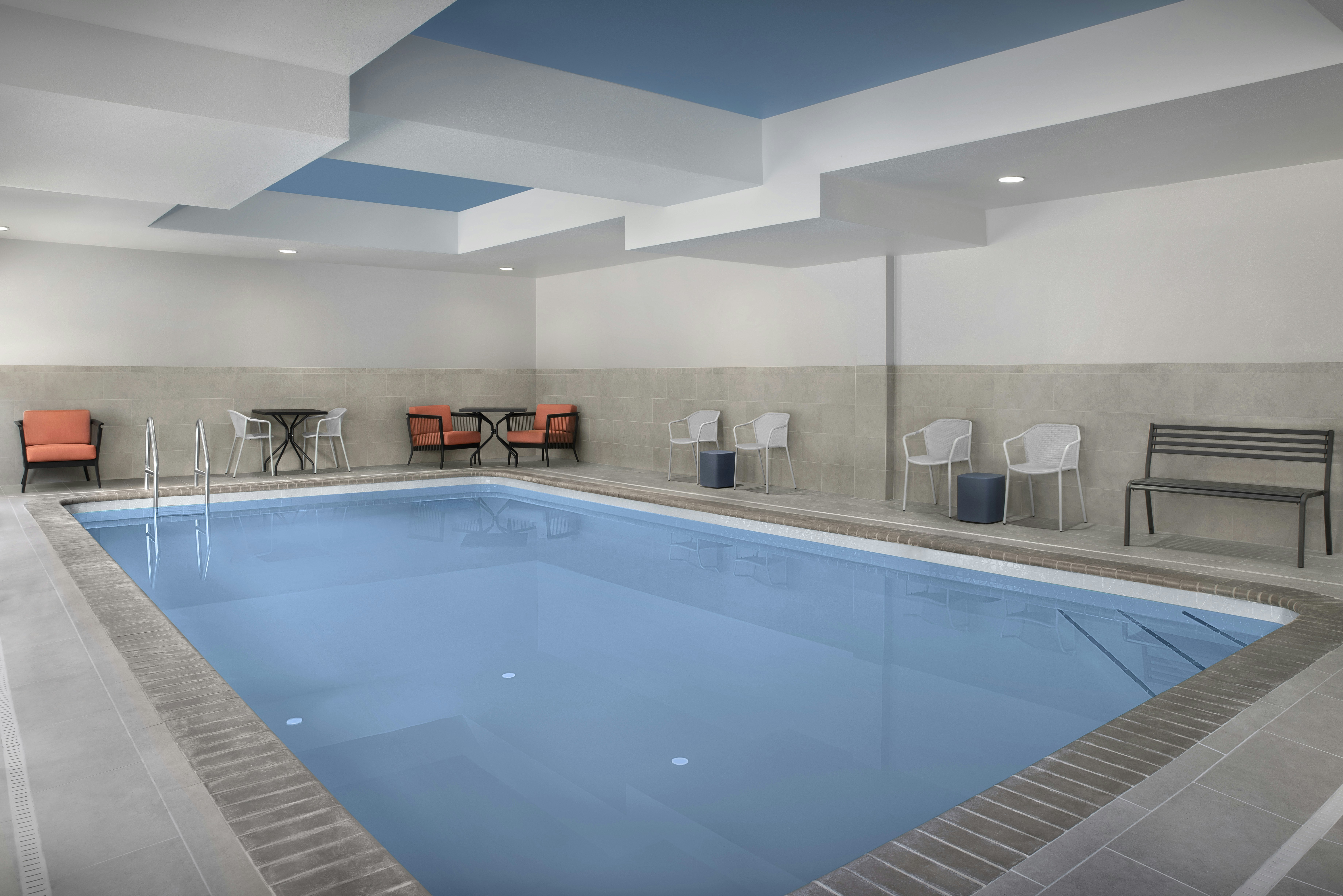 Hampton Inn and Suites Laurel, MS 26/45