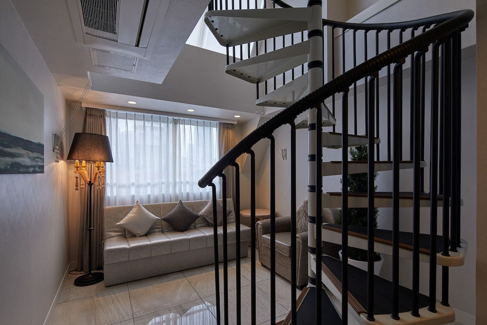 The Centurion Hotel Classic Akasaka 36/71