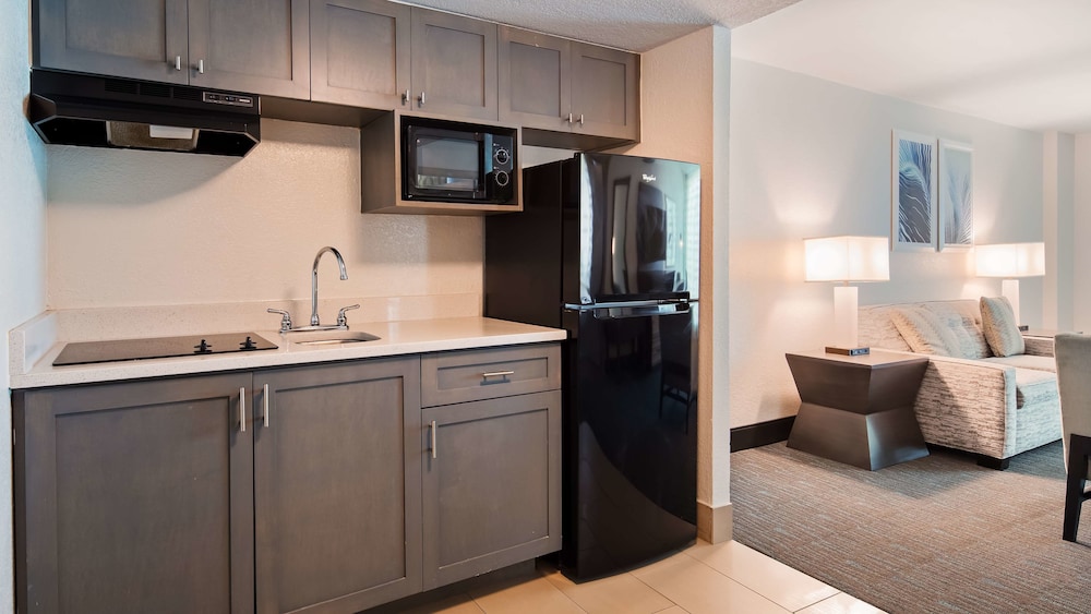 Best Western Plus Daytona Inn Seabreeze Oceanfront 13/47