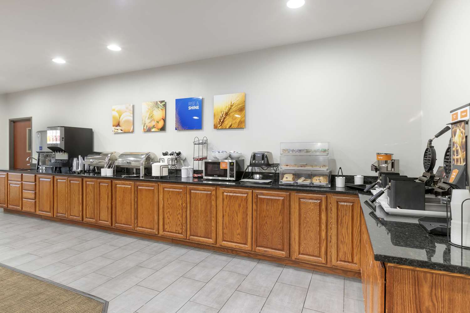 Comfort Inn and Suites Davenport Quad Cities 5/41