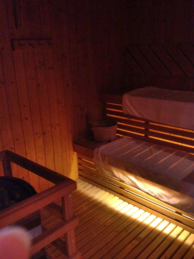 The Loft Seaside Sriracha Hotel 40/68
