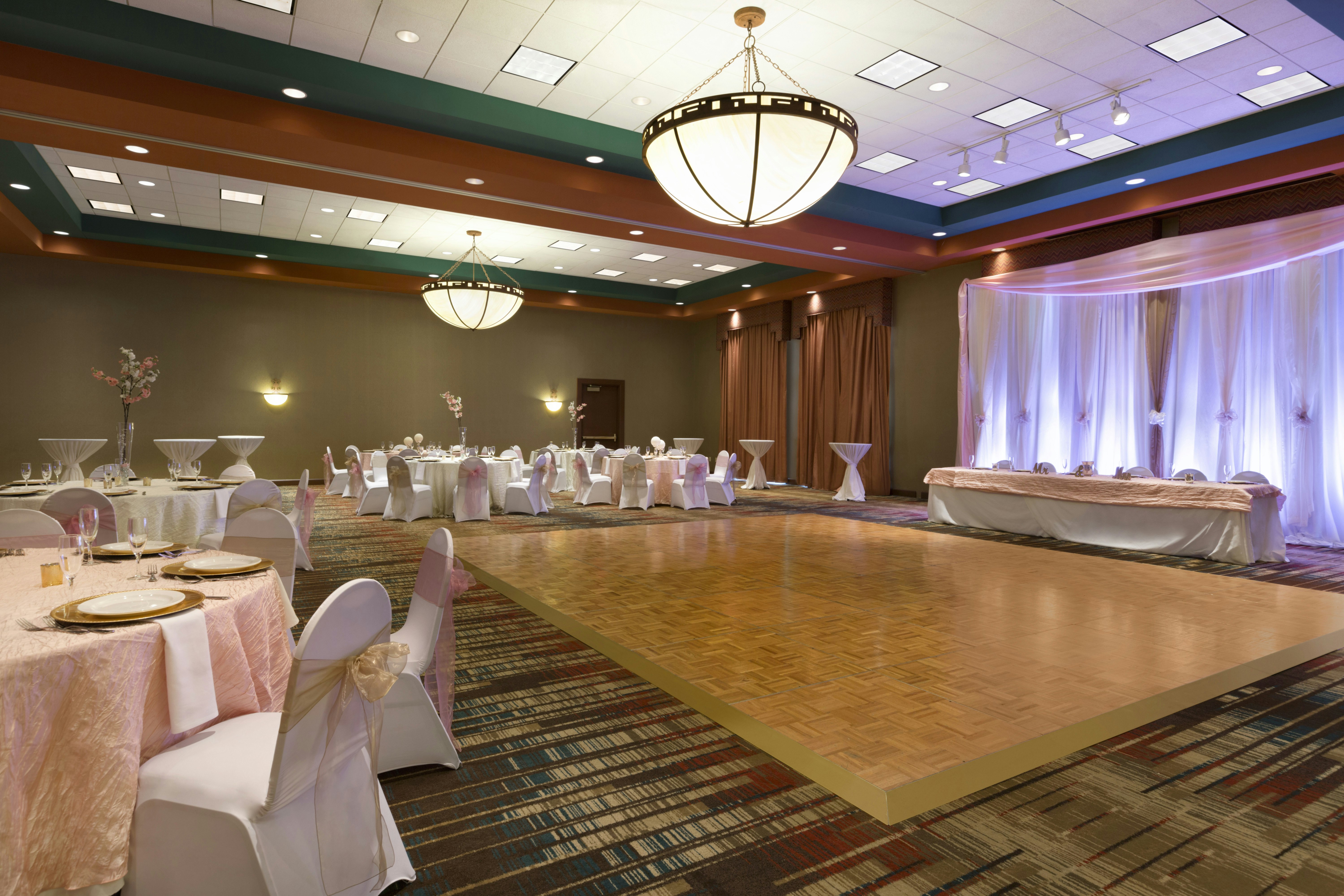 Embassy Suites by Hilton Albuquerque 49/63