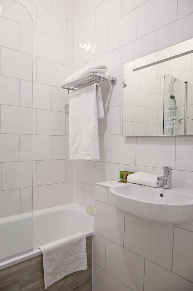 Sudbury House Hotel Ex Best Western 8/29