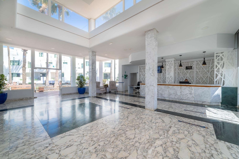 Galeon Playa Apartments 38/78