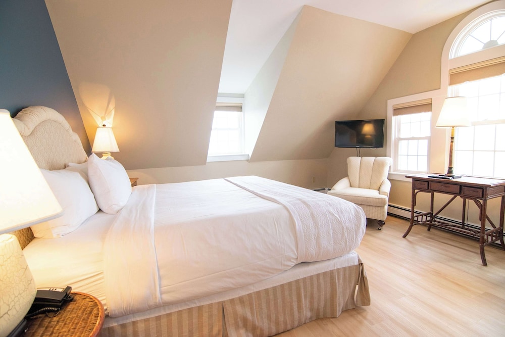 Beach House Inn 16/49