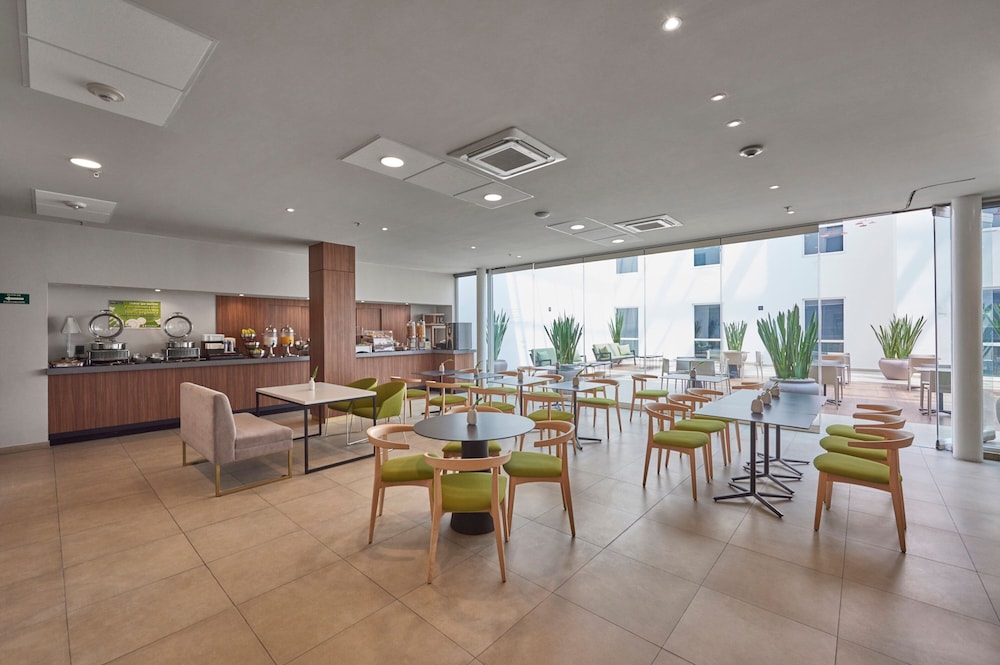 City Express Plus by Marriott Ciudad de Mexico Insurgentes Sur 36/49
