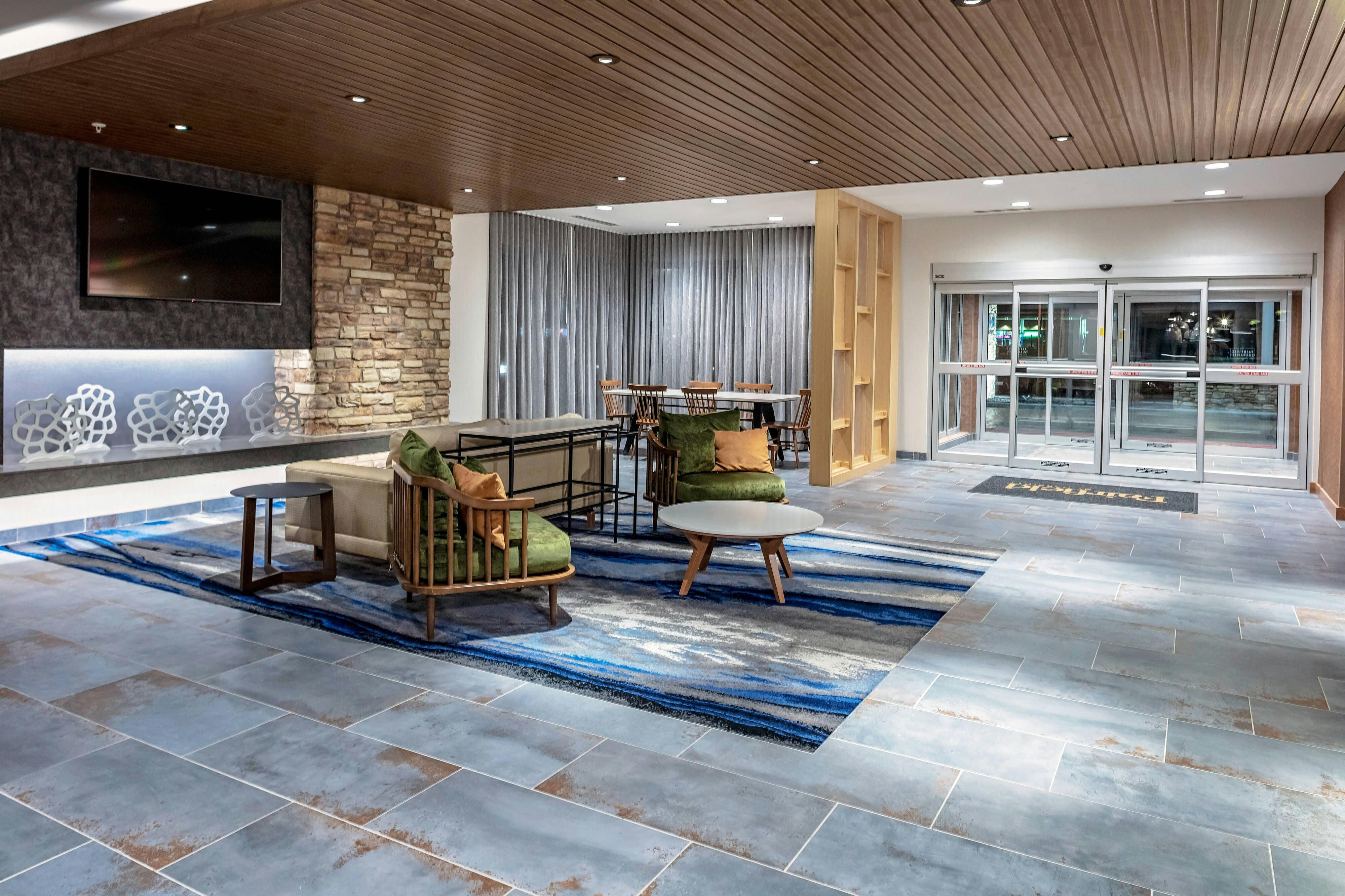 Fairfield Inn Suites Port Clinton Waterfront 20/32