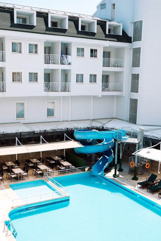 Elit Life Hotel 11/59