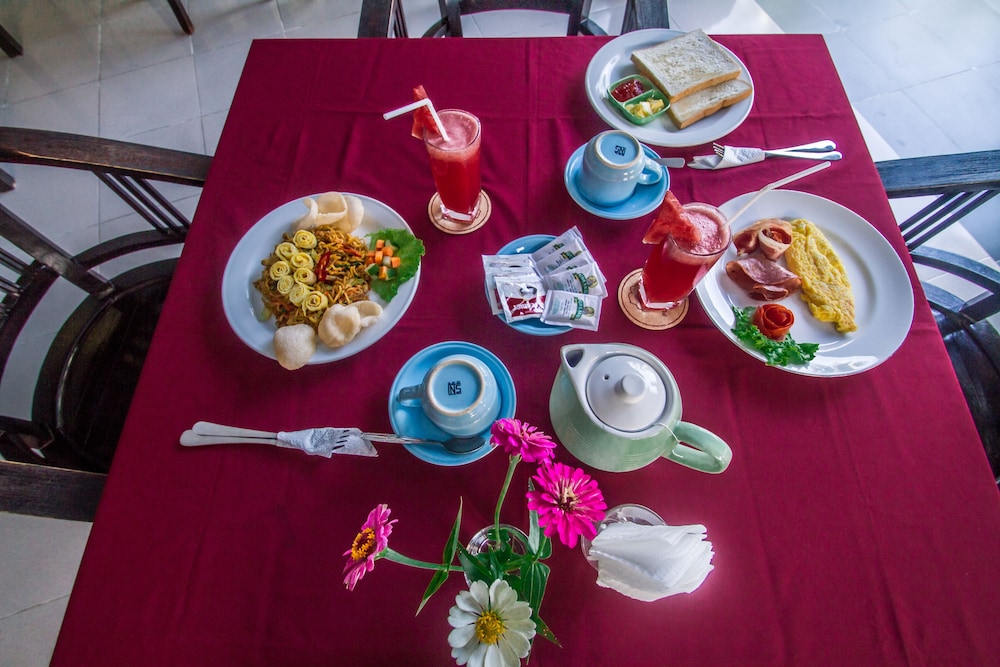 Puri Saron Madangan Hotel 38/50