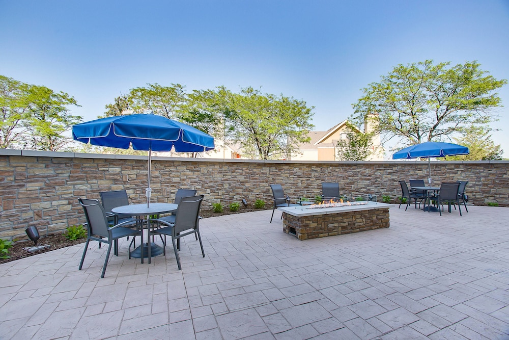 Fairfield Inn & Suites By Marriott Wichita East 27/37