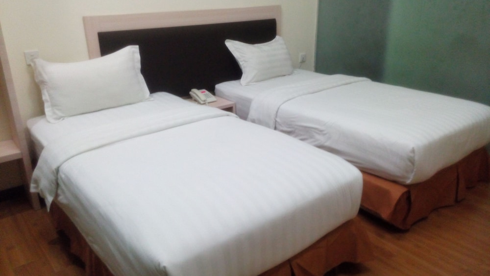 Superior, Twin Beds