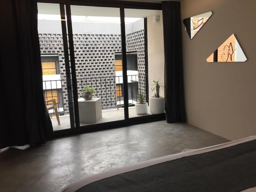 Carlota Hotel 26/50