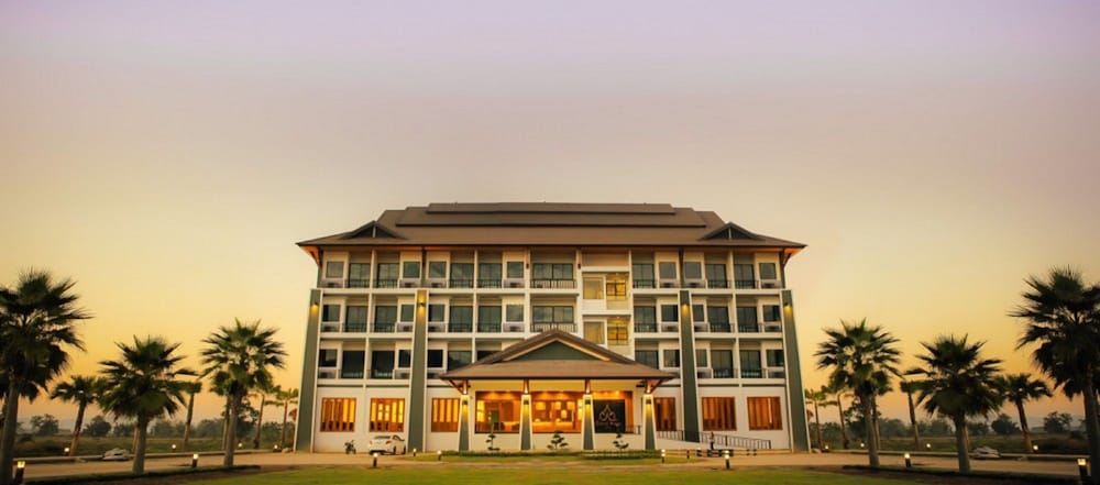 Sann View Hotel 2/26