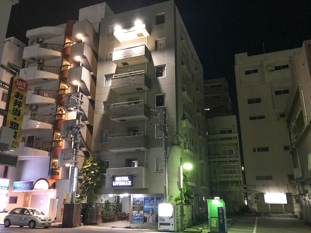 Hotel Livemax Budget Naha Matsuyama 3/17