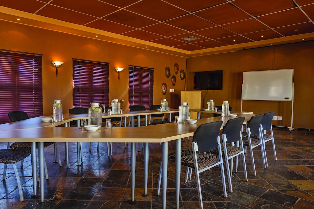 Sossusvlei Lodge 54/70