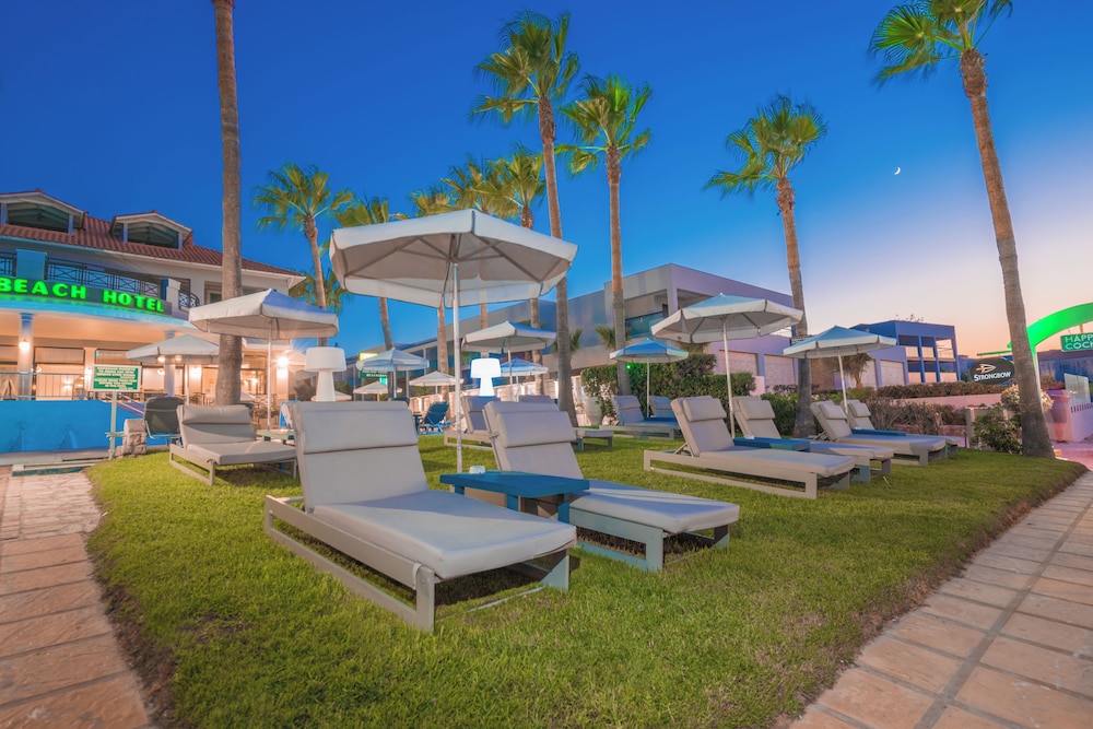 Phoenix Beach Hotel 65/72