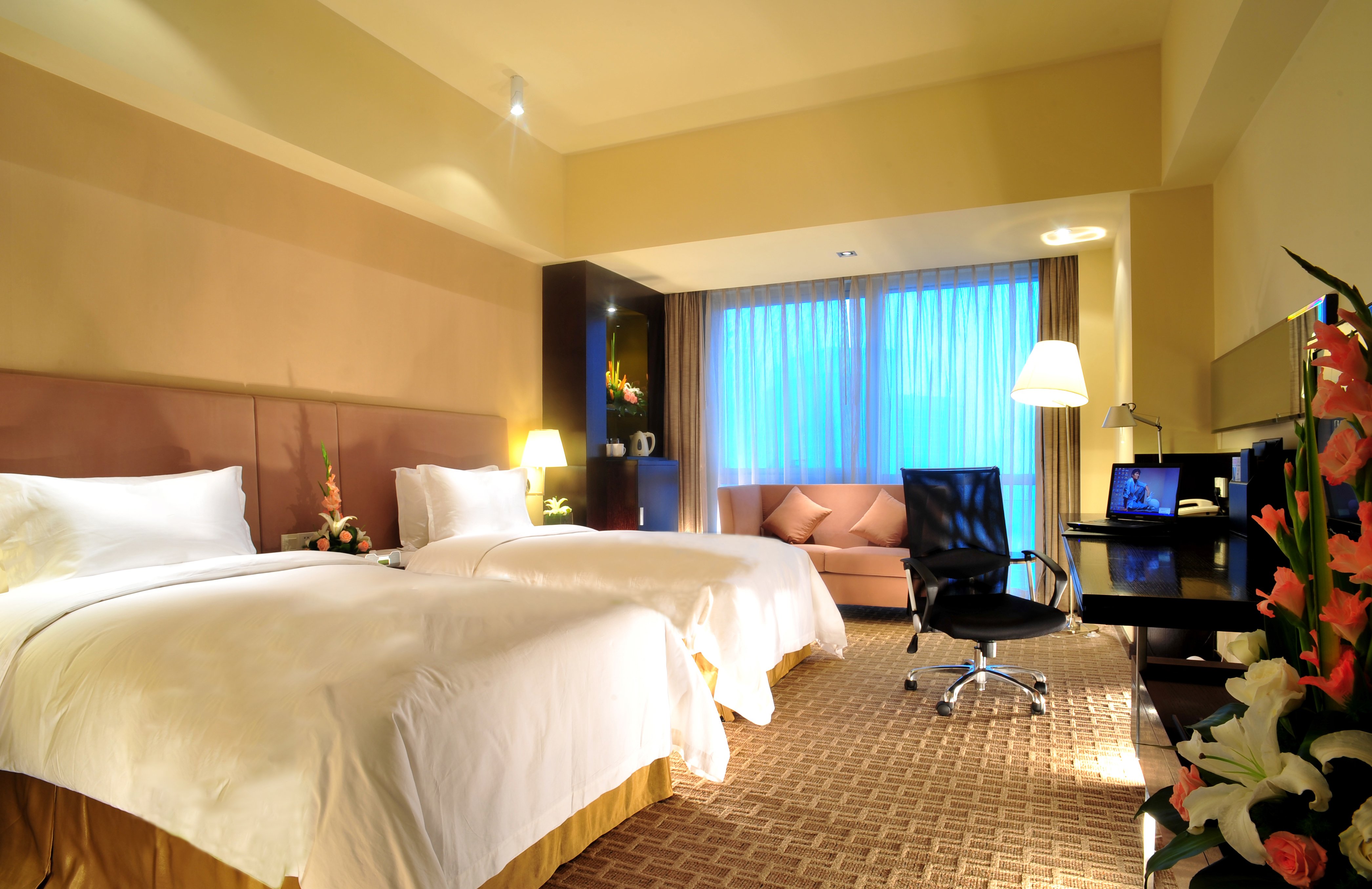 HOLIDAY INN XIAN GREENLAND CENTURY CITY 11/50