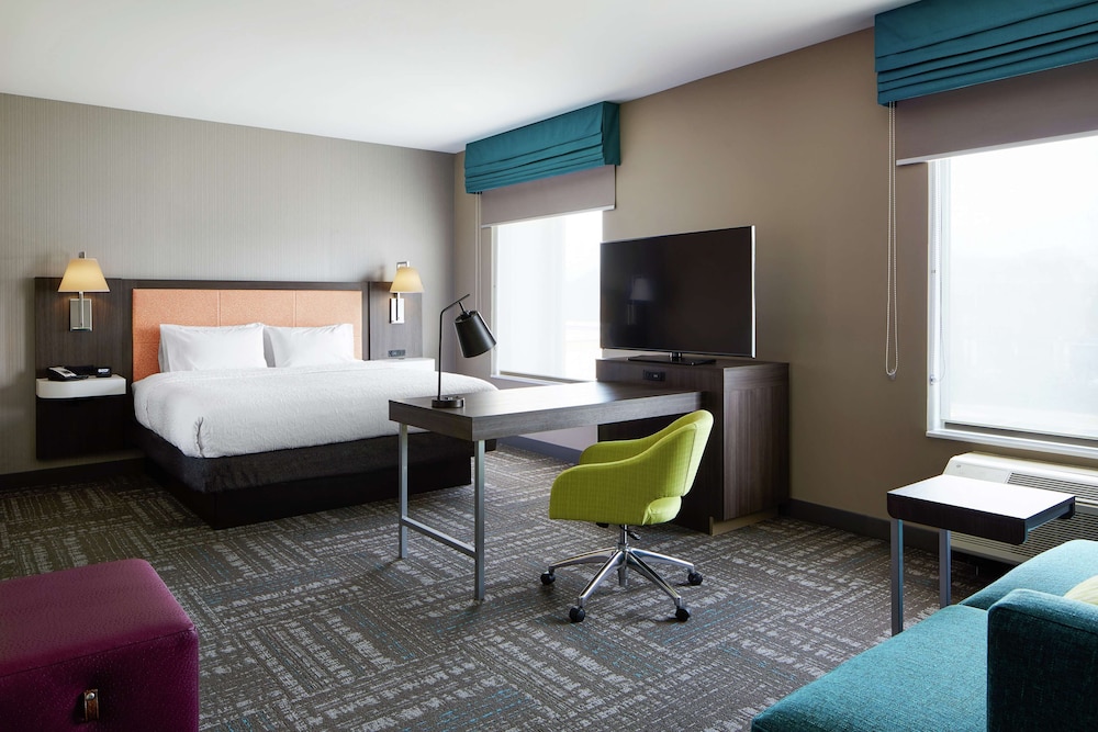 Hampton Inn & Suites Chicago/Waukegan Il 42/45