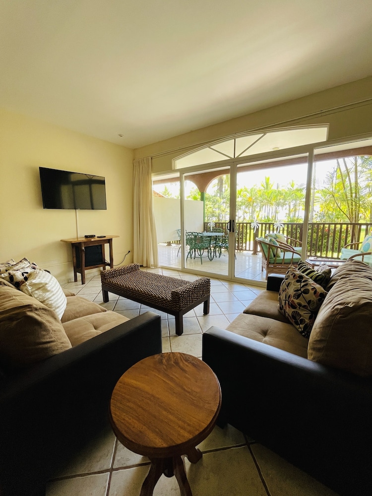 Cocomar Beachfront Hotel Island Resort 37/65