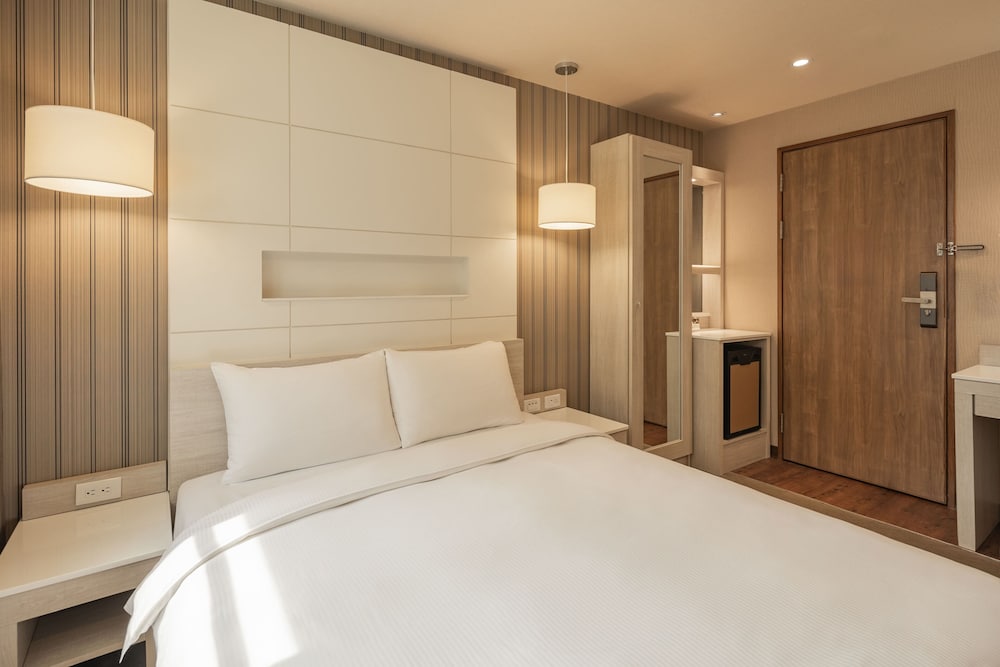 STANDARD, DOUBLE BED