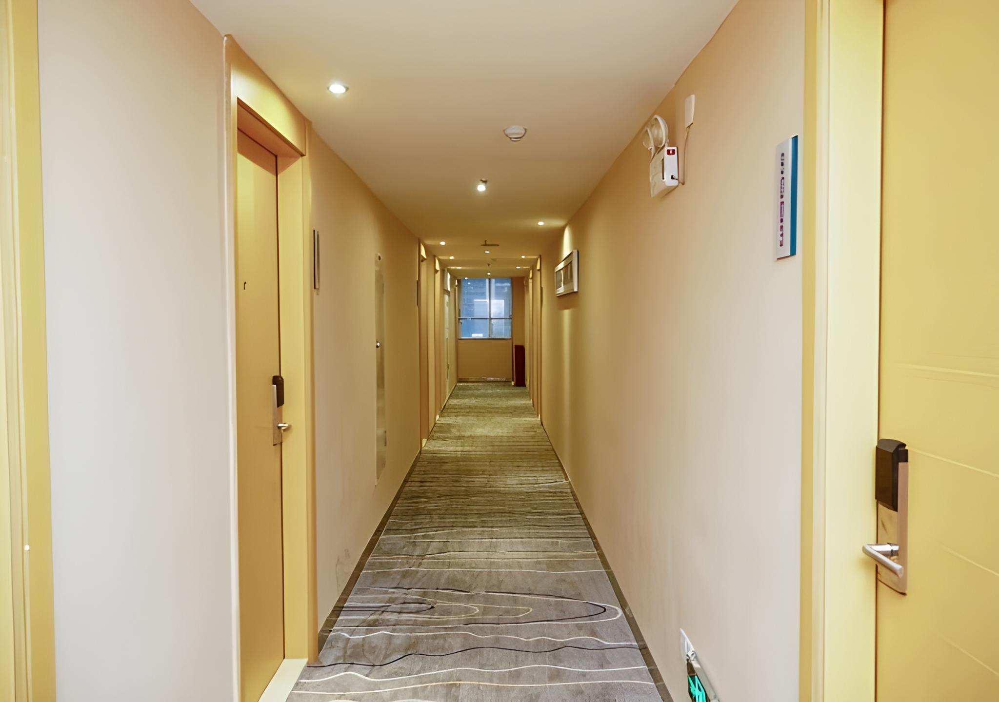 シティ コンフォート イン 広州麓苑路陶景 写真2