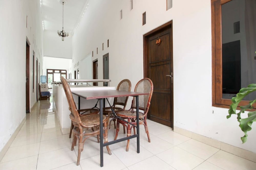 RedDoorz at Seturan Raya (ex NIDA Rooms Seturan Raya Tugu Jogja) 24/28