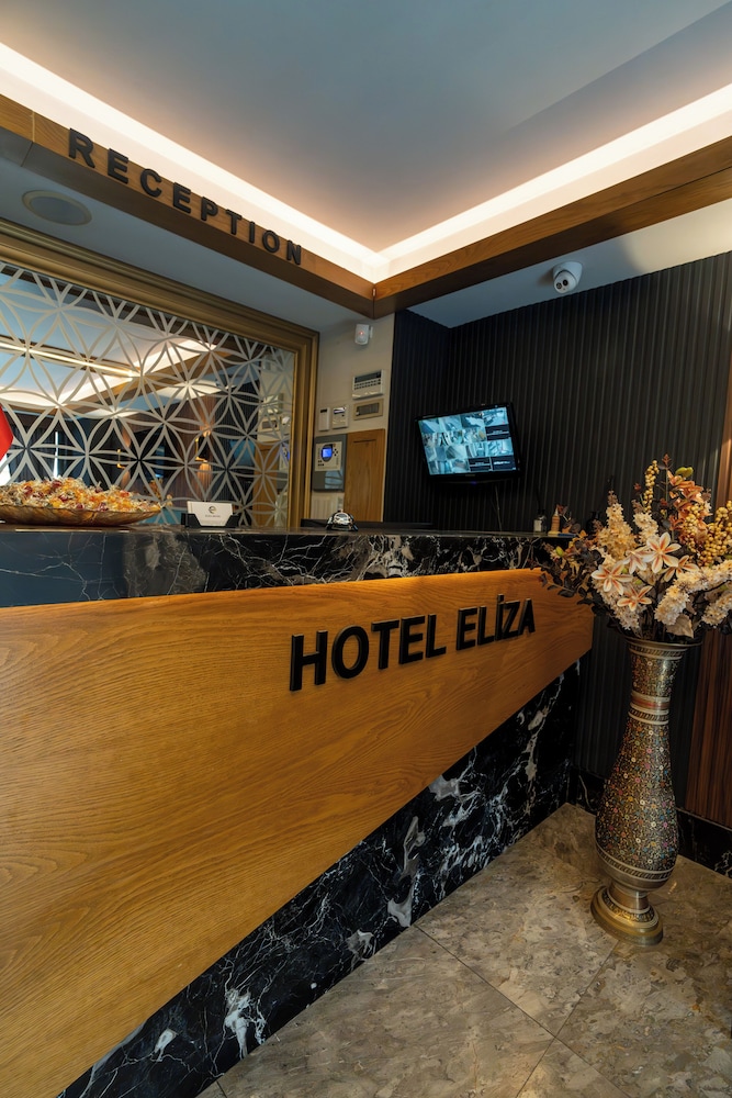 Eliza Hotel 10/50