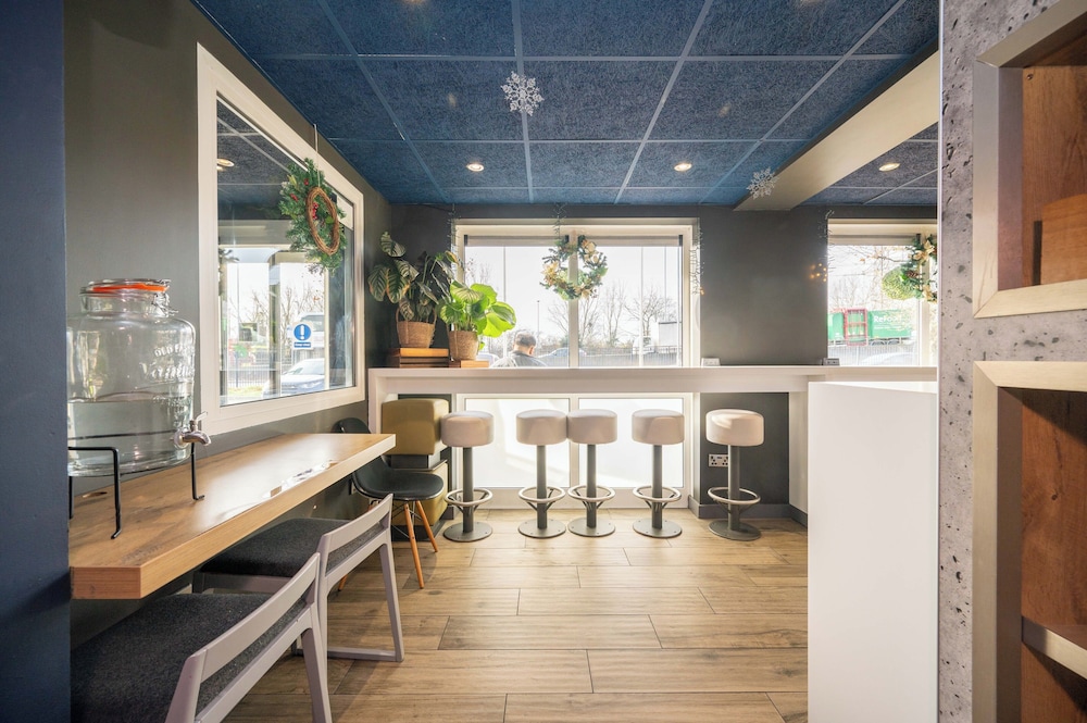 Ibis Budget London Barking 25/48