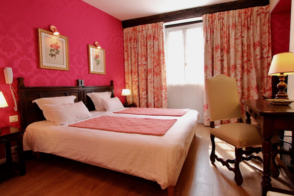 HOTEL DE LA BRETONNERIE 24/86