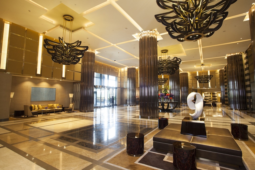 Lobby at City of Dreams Nuwa Manila, PARANAQUE