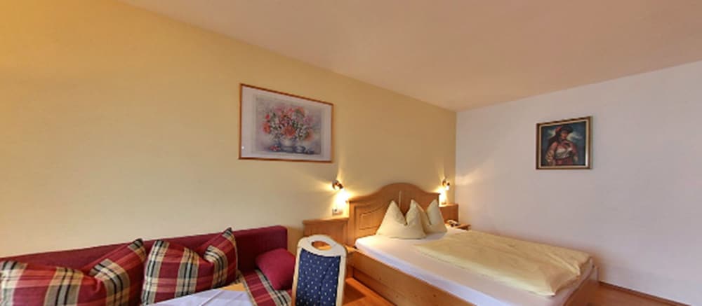 PENSION ST.LEONHARD 7/50