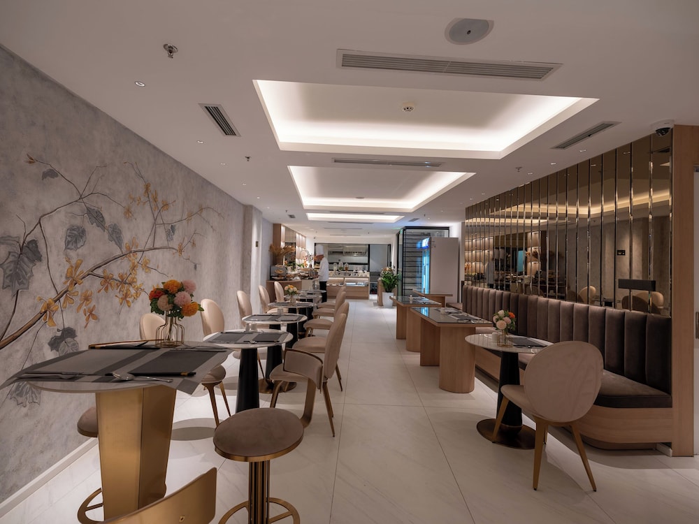H Hotel Ha Noi 25/37
