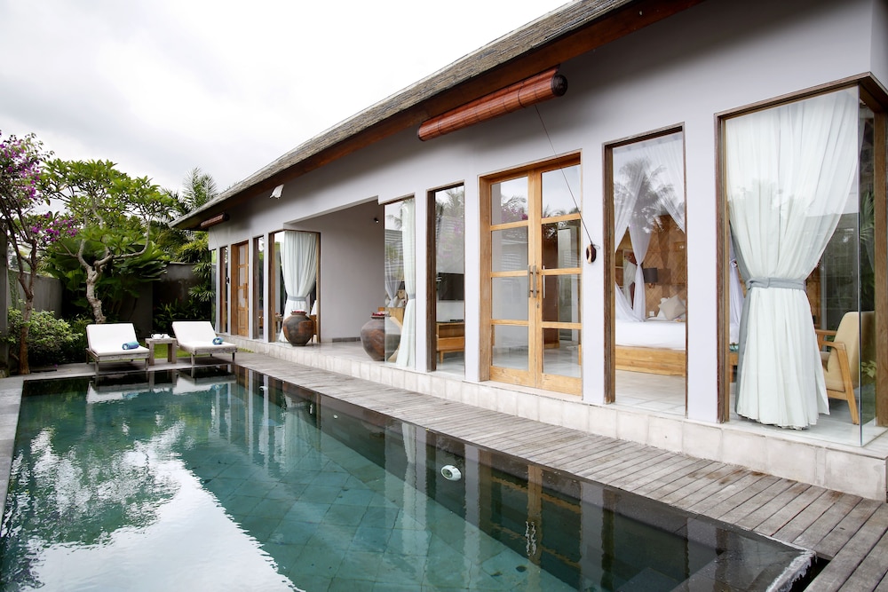 Villa Kayu Lama 1/50