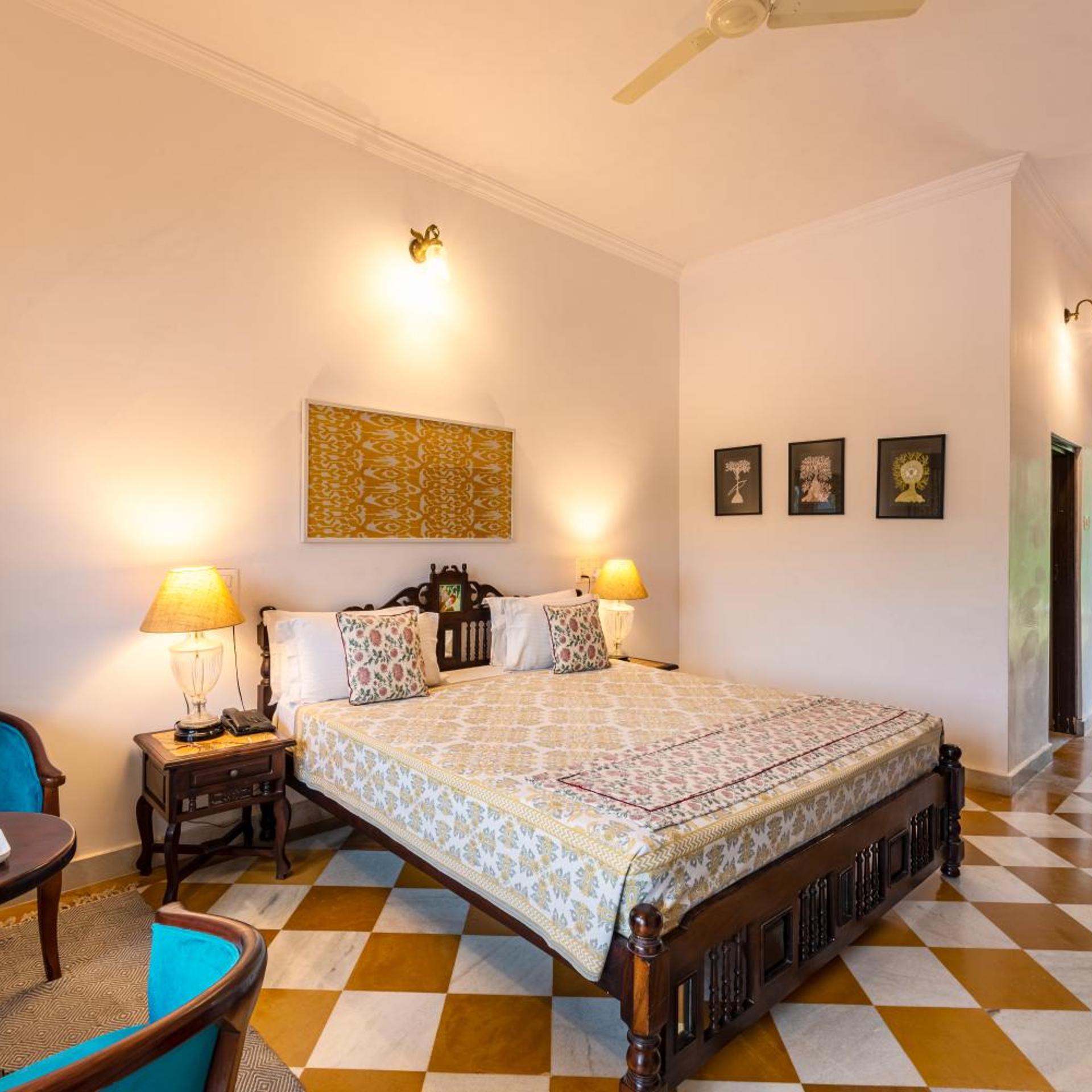 Gulaab Niwaas Palace 13/50