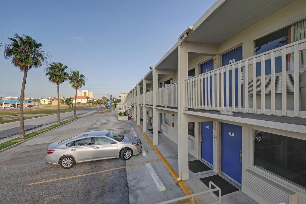 Motel 6 South Padre Island 28/33