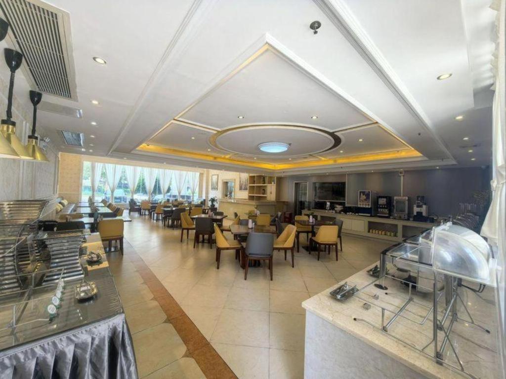 Vienna International Hotel (Dongguan Mayong Central Avenue) 34/49