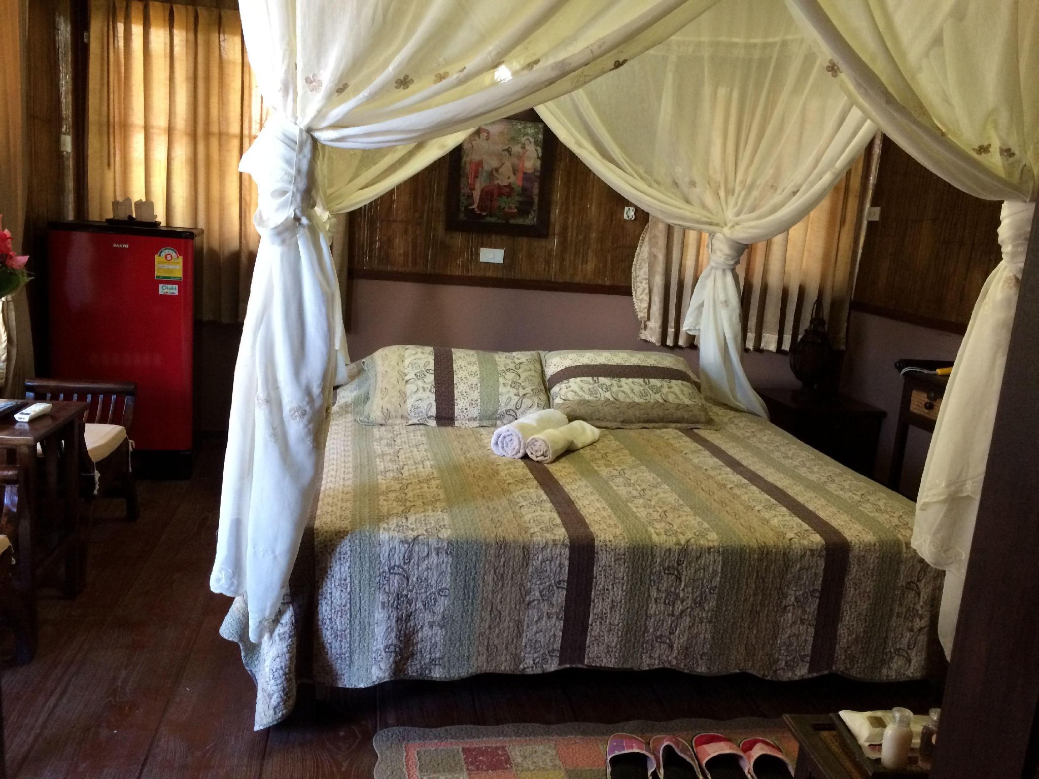 Bantham Hill Homestay 17/45