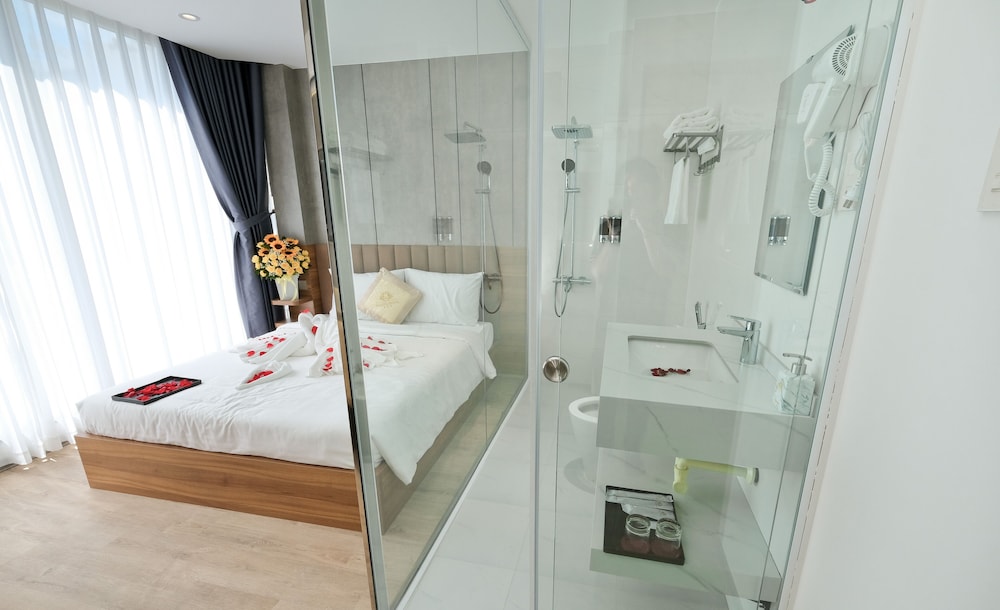 Prague Nha Trang Hotel 23/35