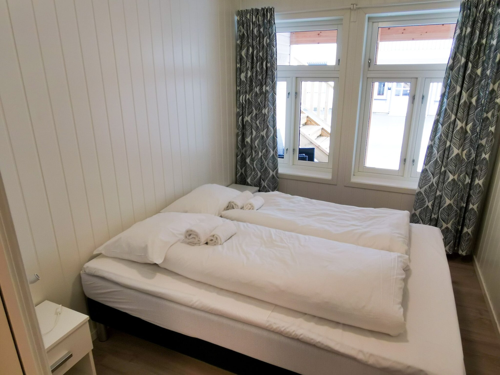 2 Bedrooms, Standard, 1 Queen and 1 Double Bed