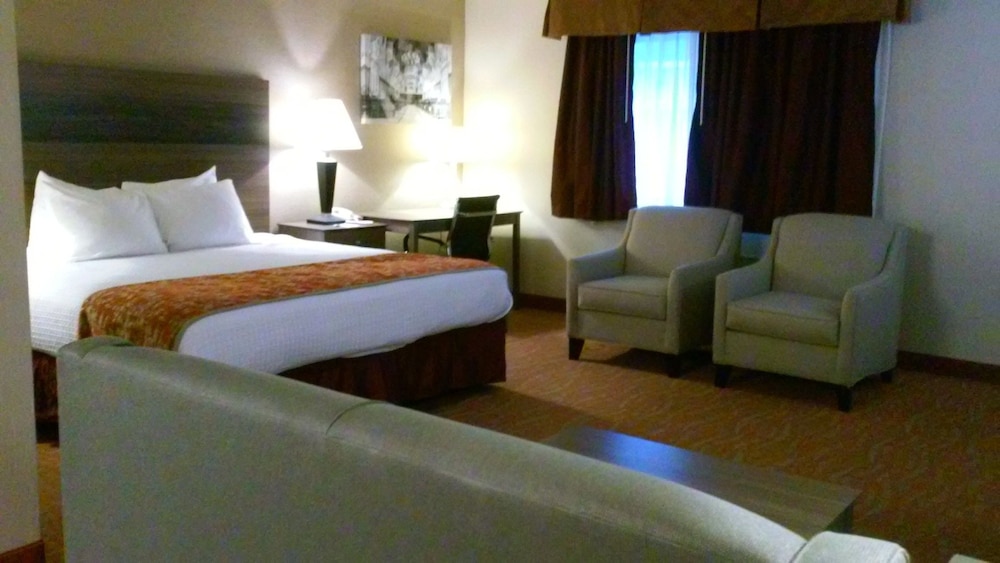 MHO INN and SUITES 11/48